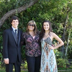 Meet your Posher, Cynthia